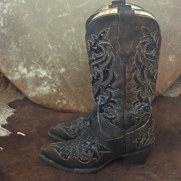 CORRAL R1152 distressed dark brown leather & black sequins cowgirl boots sz 7 - Picture 3 of 16